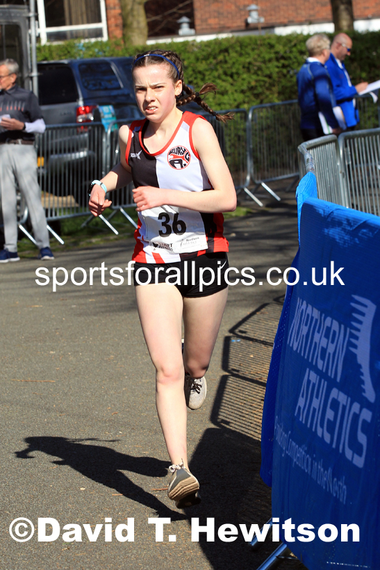 Womens Under-17s 5k, 2022 Northern 12 and 6 Stage Road Relays,  Birkenhead Park, Birkenhead, Wirral.  Photo: David T. Hewitson/Sports for All Pics